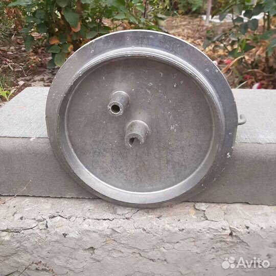 Крышка алюминиевая ведра молокодоильного