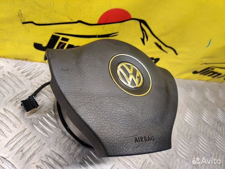 Подушка безопасности в руль Volkswagen Passat