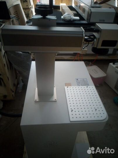 Лазерный гравер по металлу