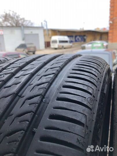 Barum Bravuris 5HM 225/40 R18 92Y