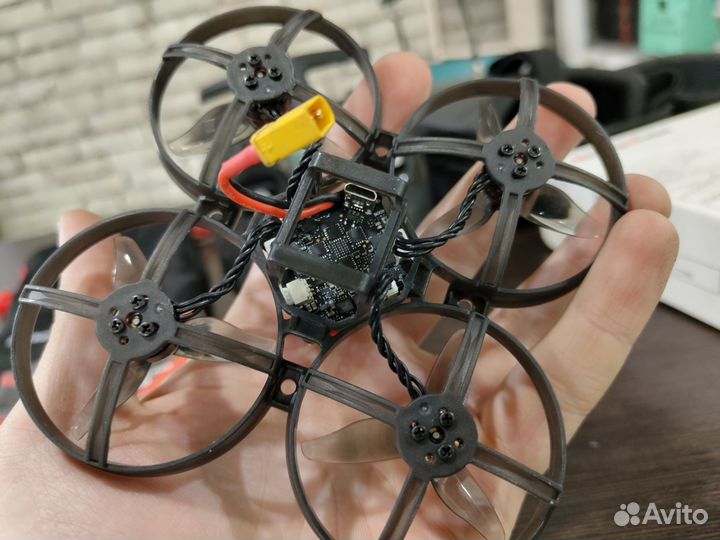 Fpv дрон Mobula8 с 3мя акб, шлемом и пультом