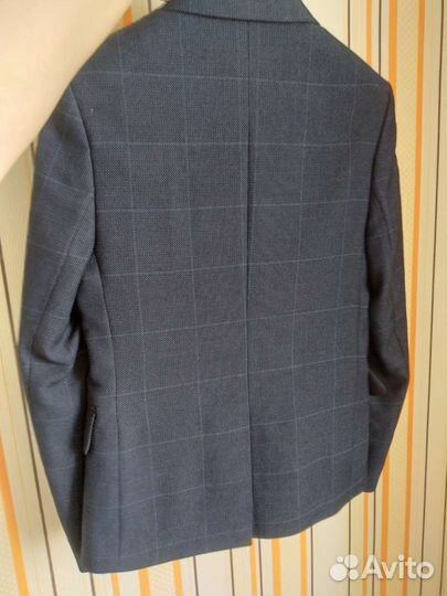 Пиджак для мальчика 128