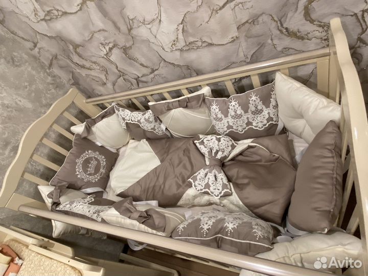 Бортики в детскую кроватку сатин люкс