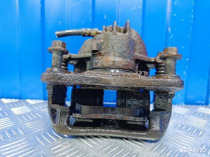 Суппорт передний левый Volvo S40 1 1.8 B4184S2