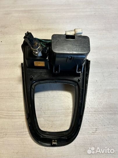 Центральная консоль Hyundai Matrix G4ED