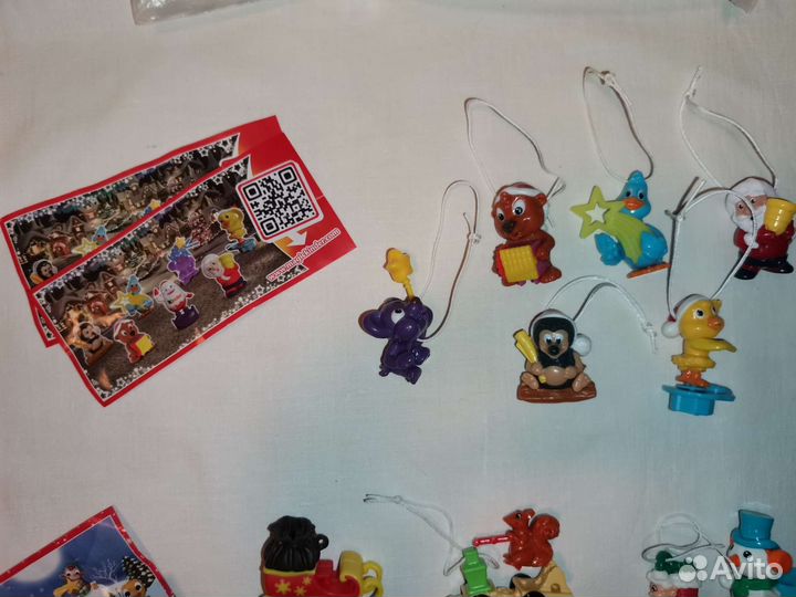 Новогодние игрушки и коллекции. Холодное сердце