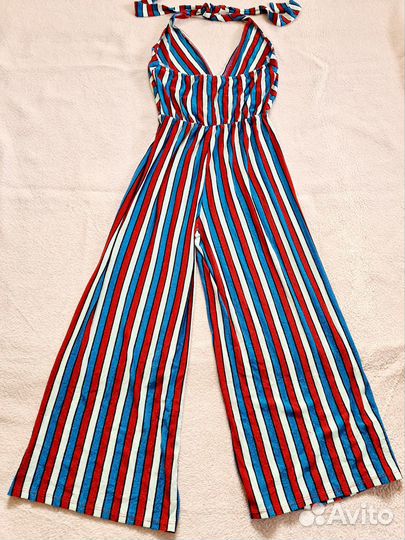 Комбинезоны летние женские 42 44 bershka; Италия