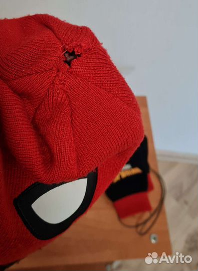 Шапка с перчатками