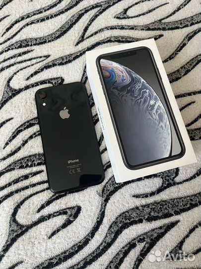 iPhone Xr, 64 ГБ