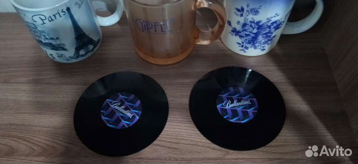 Кружки 3 шт и подставки