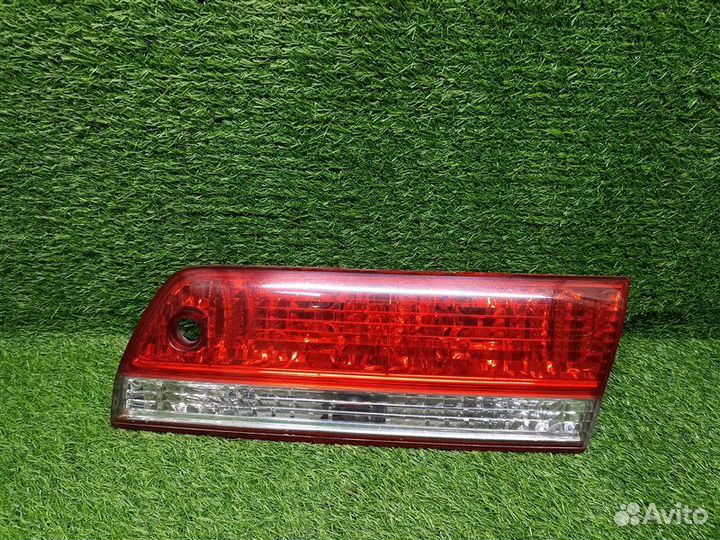 Стоп-сигнал правый Toyota Mark 2 GX100