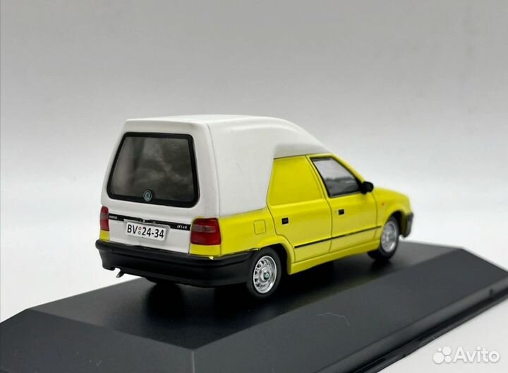 Модель автомобиля Skoda Felicia Van 1/43