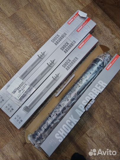 Амортизаторы w202 Mercedes-Benz