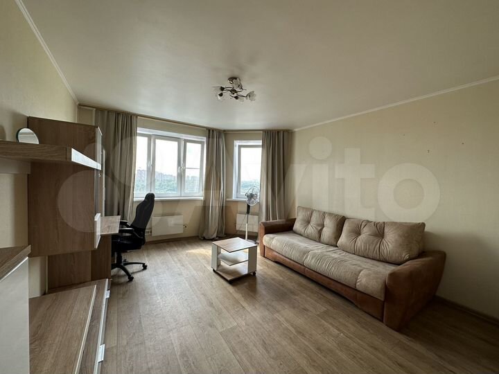 1-к. квартира, 42 м², 13/16 эт.