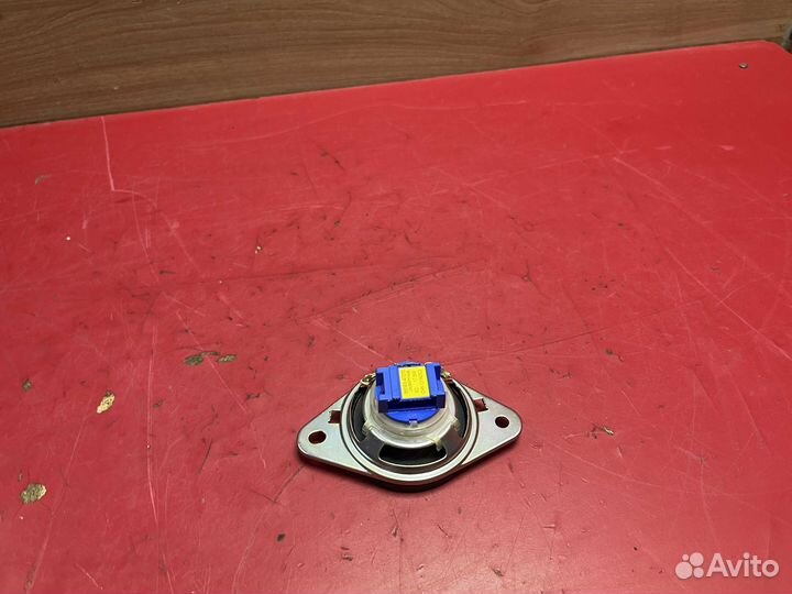 Динамик в торпедо Toyota Prius (ZVW30) 2009-2016 П