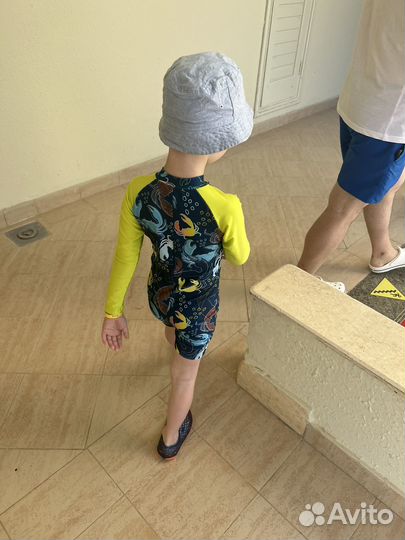 Одежда для плавания