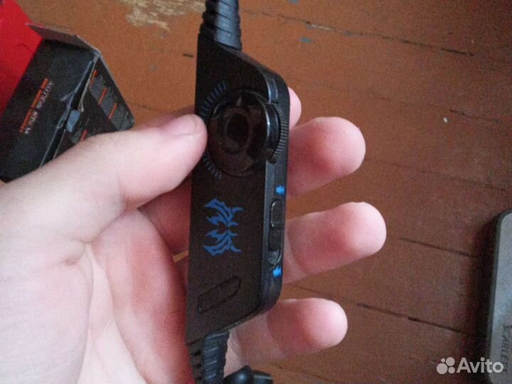 Игровые наушники