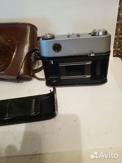 Коллекционный фотоаппарат фэд 10 1965 года