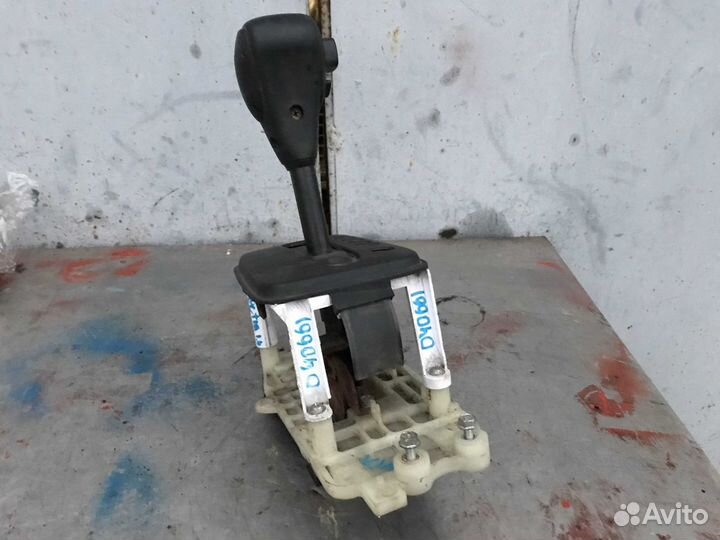 Селектор АКПП рычаг коробки передач Kia Spectra