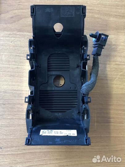 Накладка на кулису Audi A8 D3 4E171311B