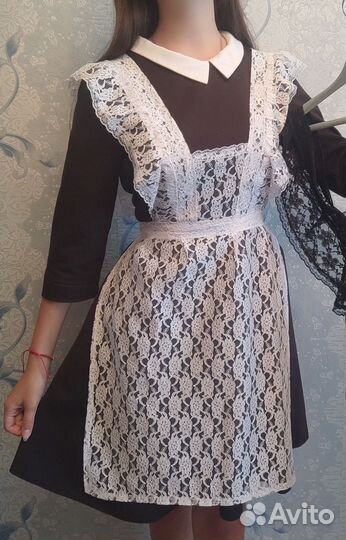 Белые школьные фартуки