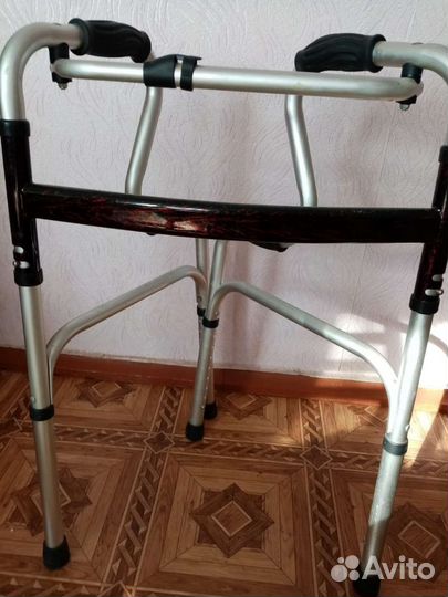 Ходунки для взрослых