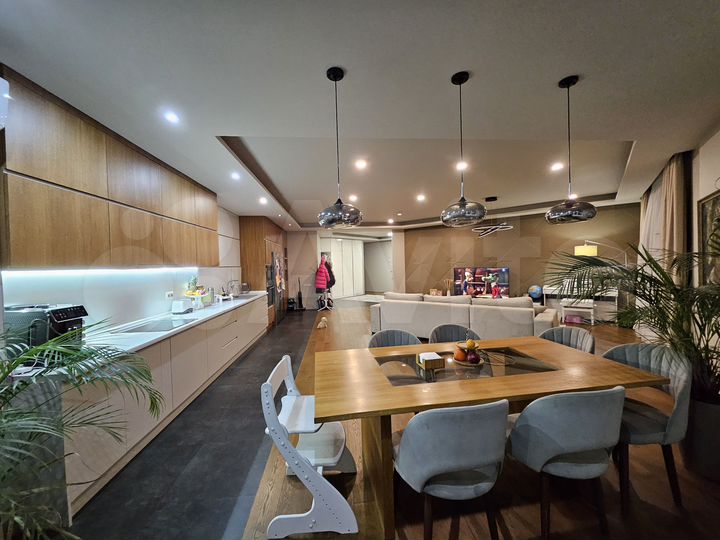 3-к. квартира, 146,3 м², 24/25 эт.