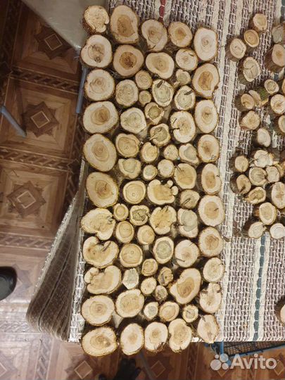Панно из можжевельника