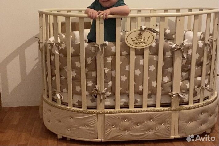 Детская кроватка