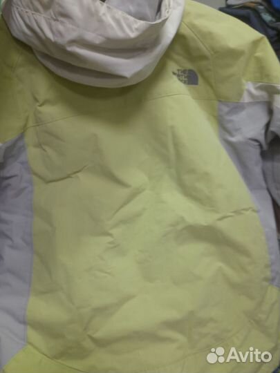 Горнолыжная куртка женская