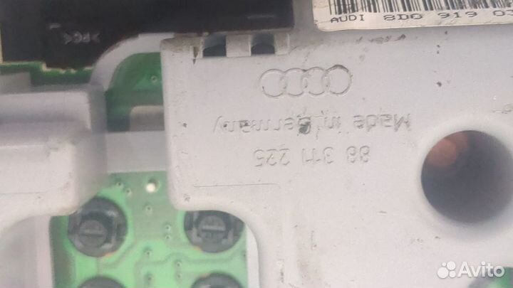Щиток приборов Audi A4 (B5), 1995