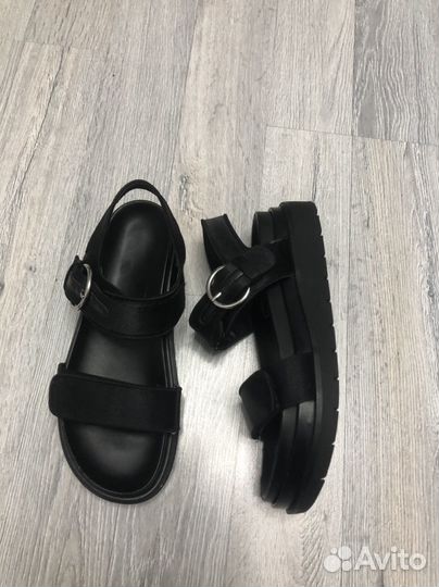 Сандали Zara 38