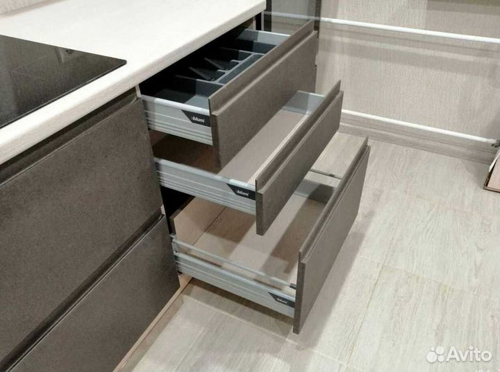 Кухонный гарнитур 