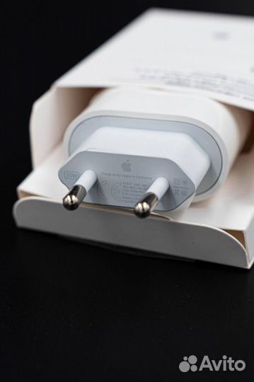 Комплект зарядки для устройств Apple