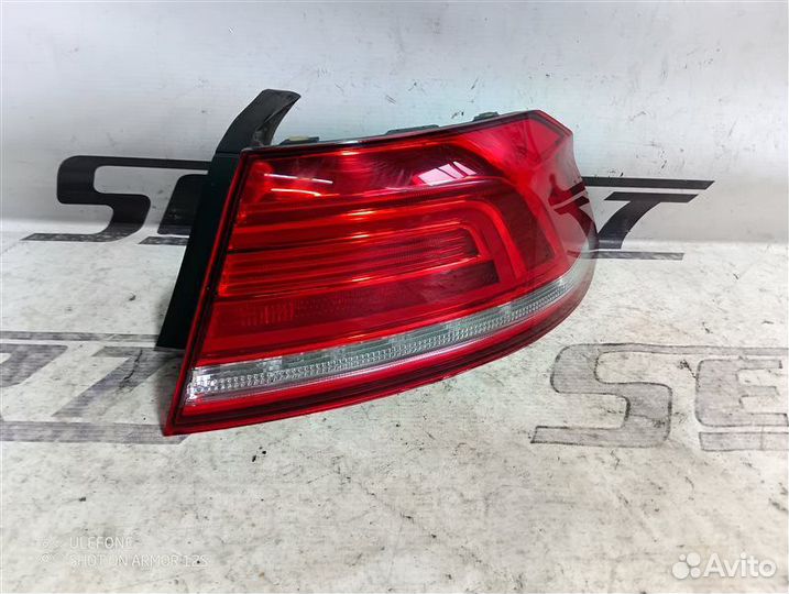 Фонарь наружный задний правый Volkswagen Passat B8