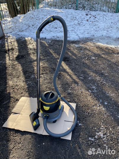 Пылесос Karcher T 10/1 Adv