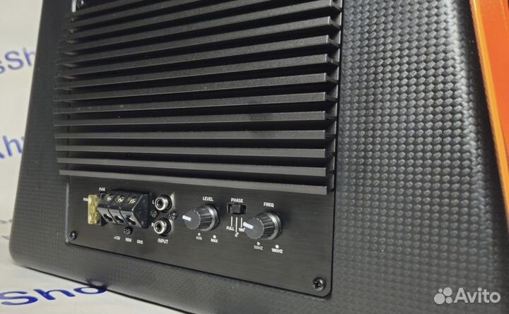 Активный сабвуфер в корпусе 12 дюймов 