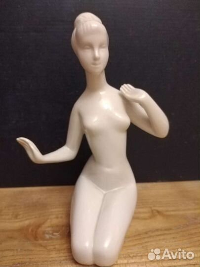 Фарфоровые статуэтки Чехословакии royal dux