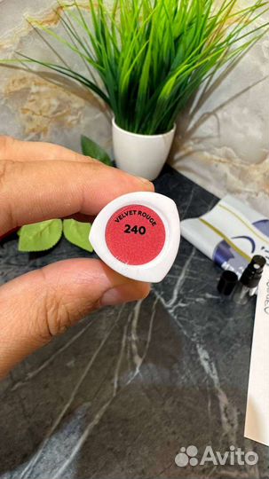 Помада Л'этуаль