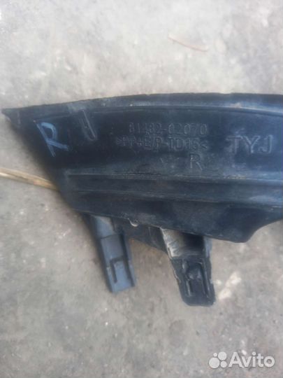 Тойота королла е150 рамки птф