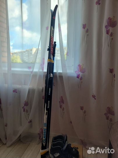 Беговые лыжи,детские