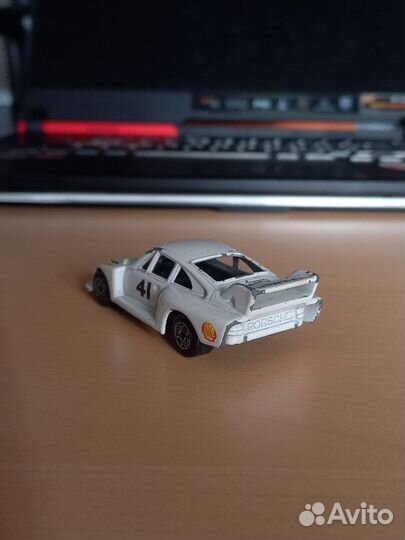 Corgi porsche 935