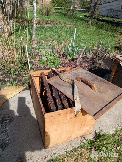 Инвентарь для пчеловодства