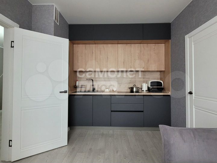 2-к. квартира, 58 м², 2/9 эт.