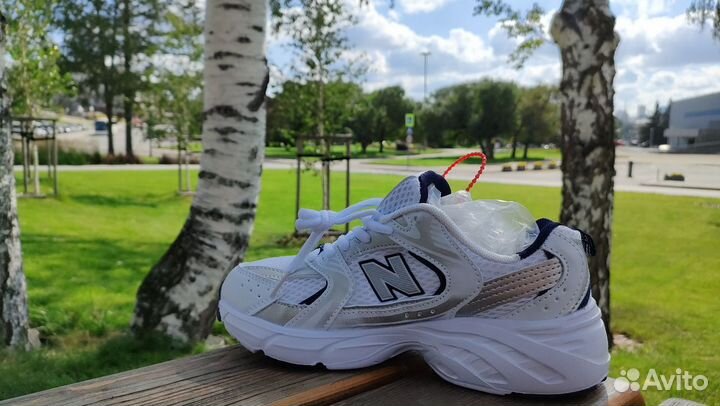 Кроссовки New Balance 530