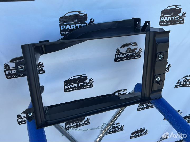 Дефлектор интеркулера Land Cruiser 300