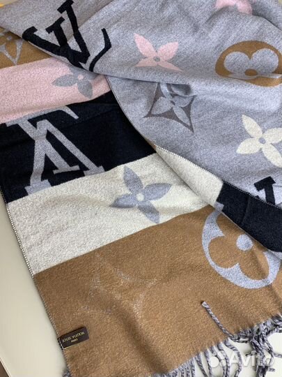 Серый кашемировый шарф Louis vuitton