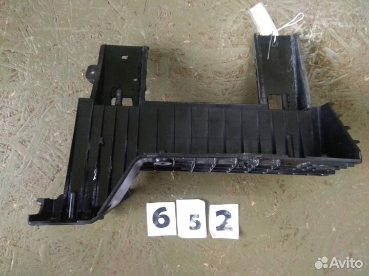 Кронштейн крепления воздушного фильтра