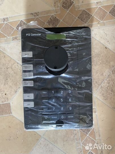 Поворотная камера SpezVision и пульт управления