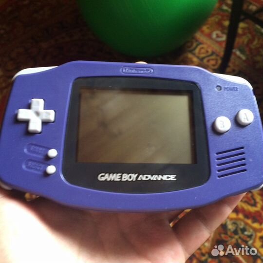 Game boy advanced и комплект игр к нему